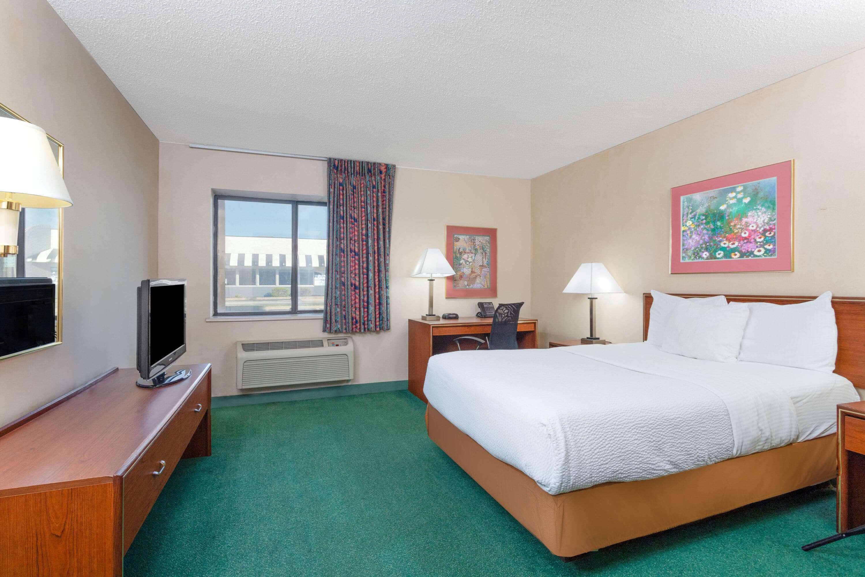 Norwood Inn & Suites Indianapolis