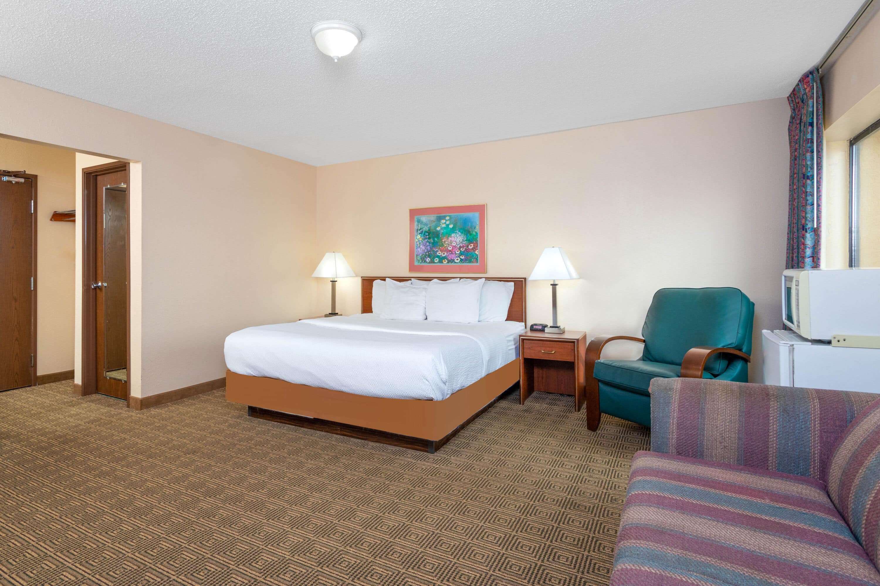 Norwood Inn & Suites Indianapolis