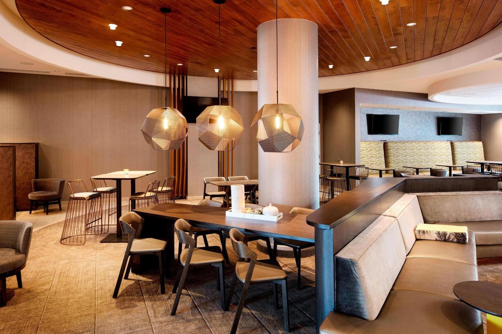 Springhill Suites Indianapolis Downtown