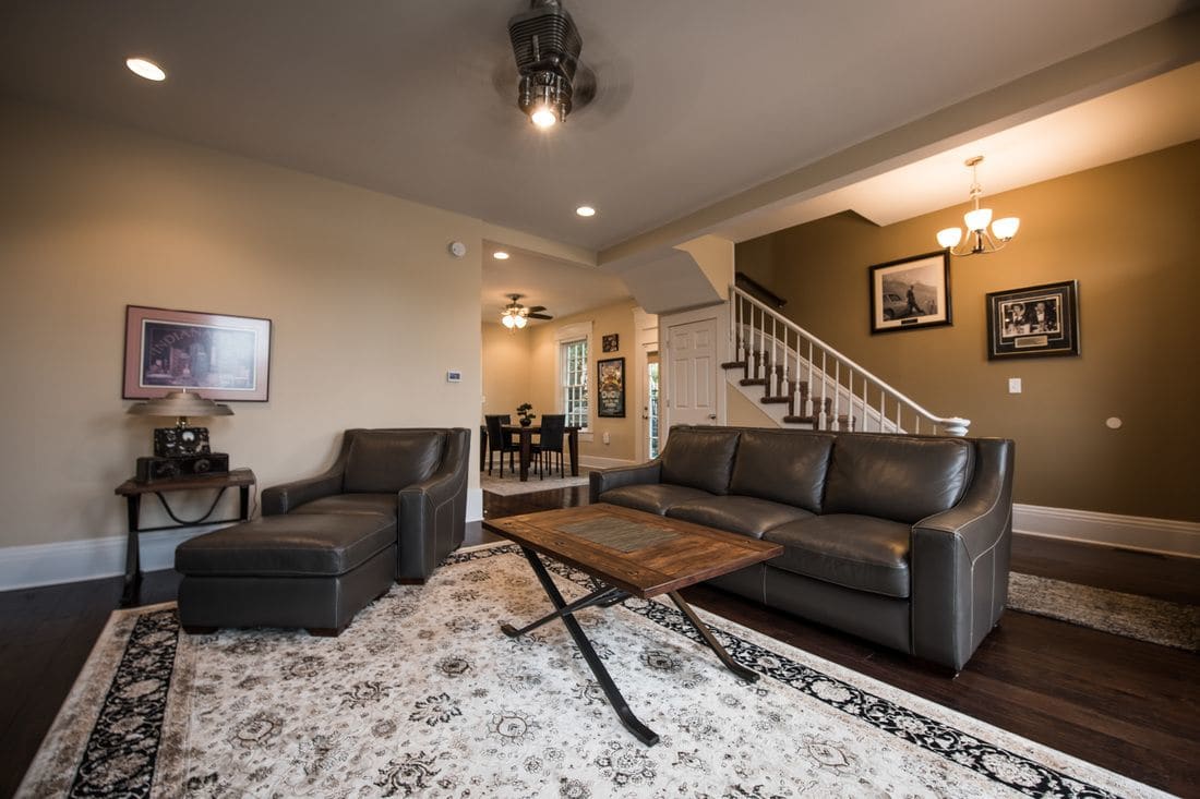 Villa on Meridian - Carriage House