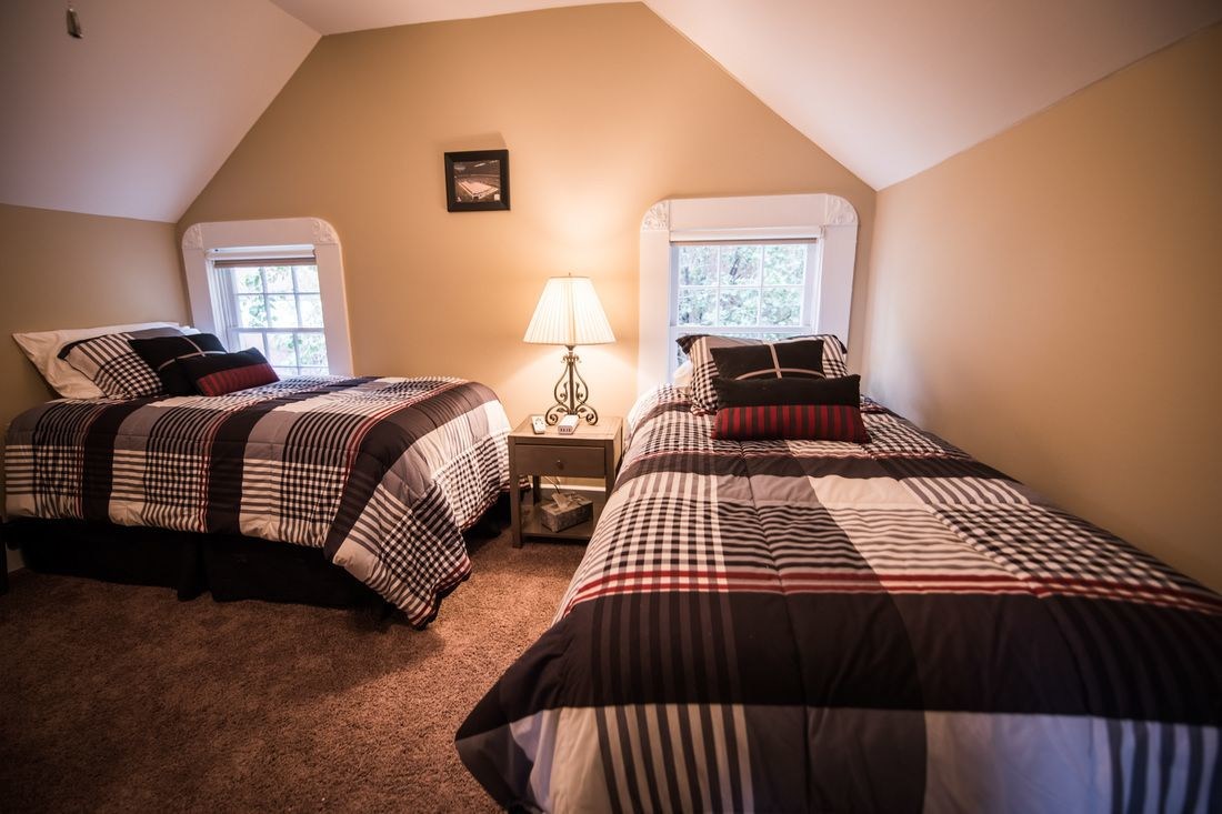 Villa on Meridian - Carriage House