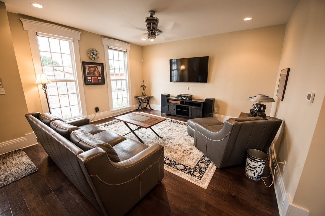 Villa on Meridian - Carriage House