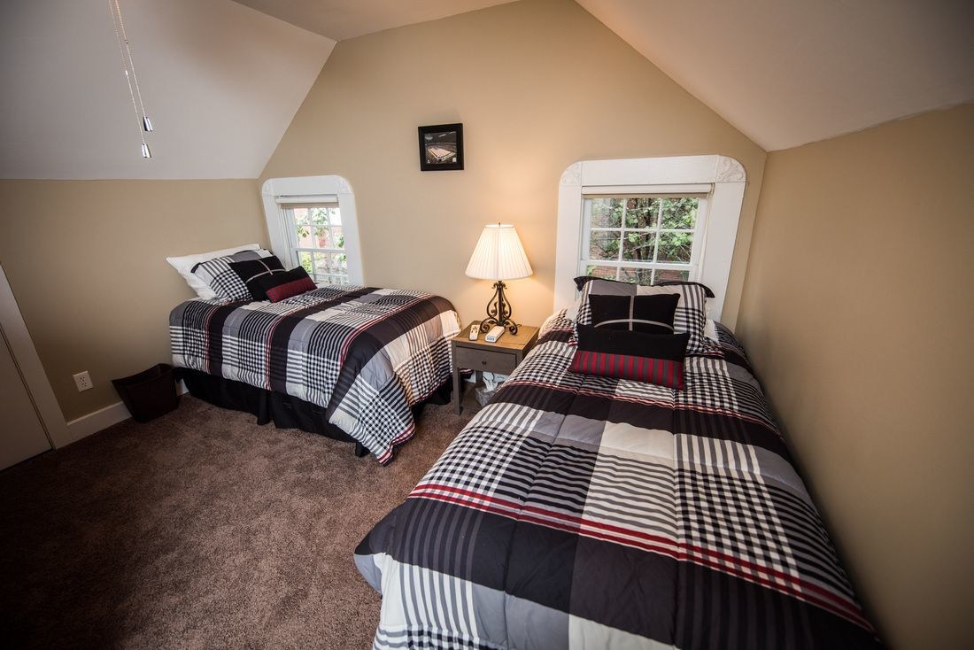 Villa on Meridian - Carriage House