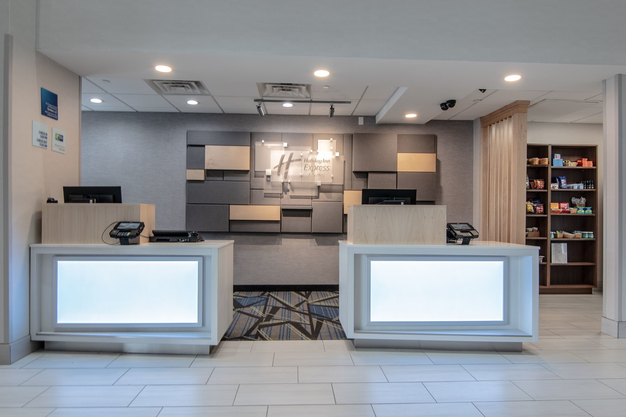 Holiday Inn Express & Suites Indianapolis Northwest