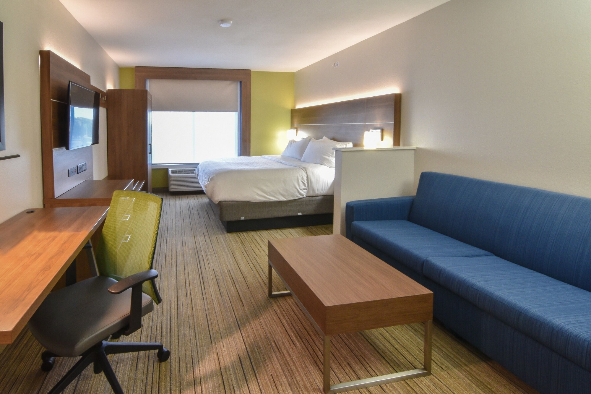 Holiday Inn Express & Suites Indianapolis Northwest