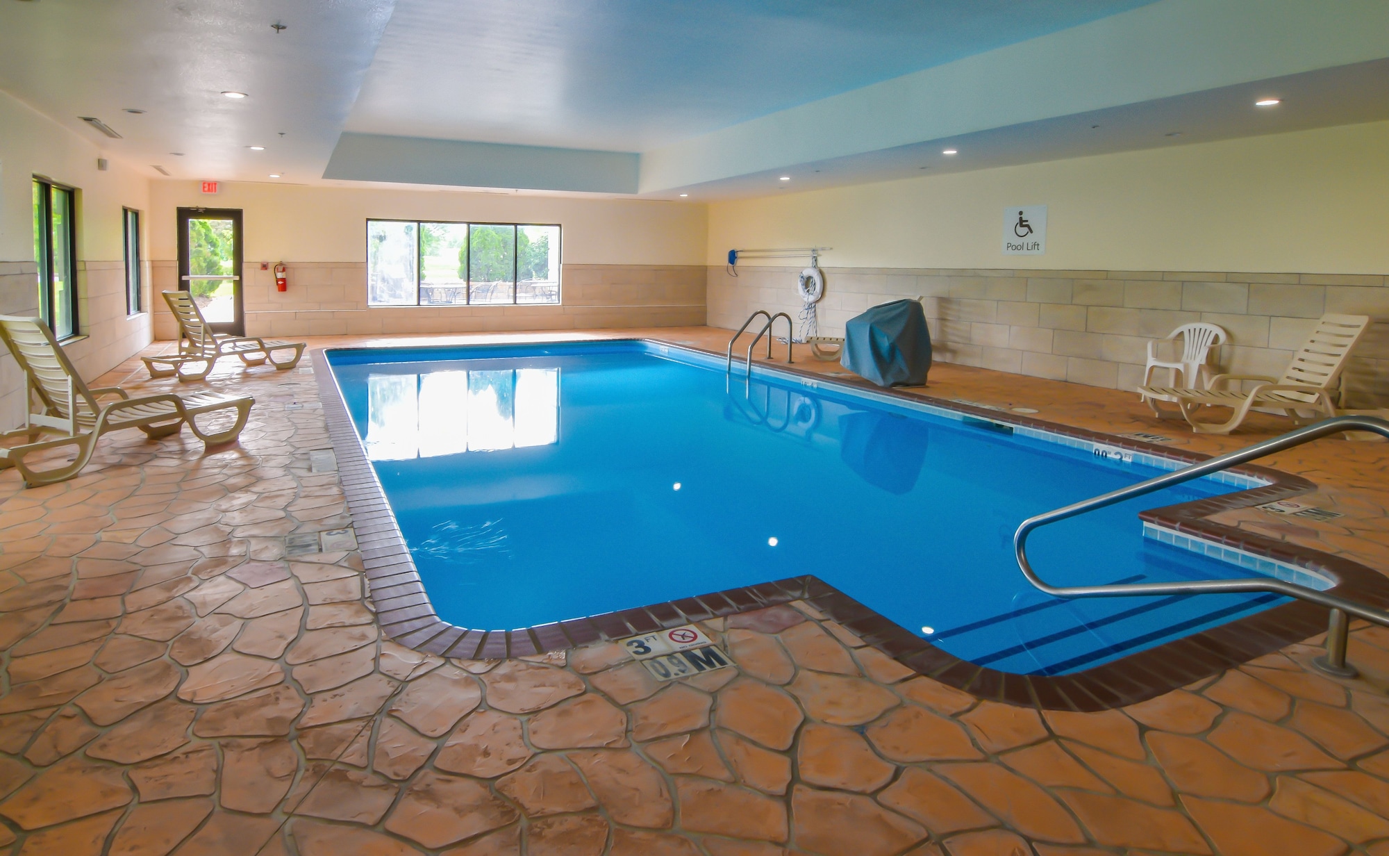 Holiday Inn Express & Suites Indianapolis Northwest