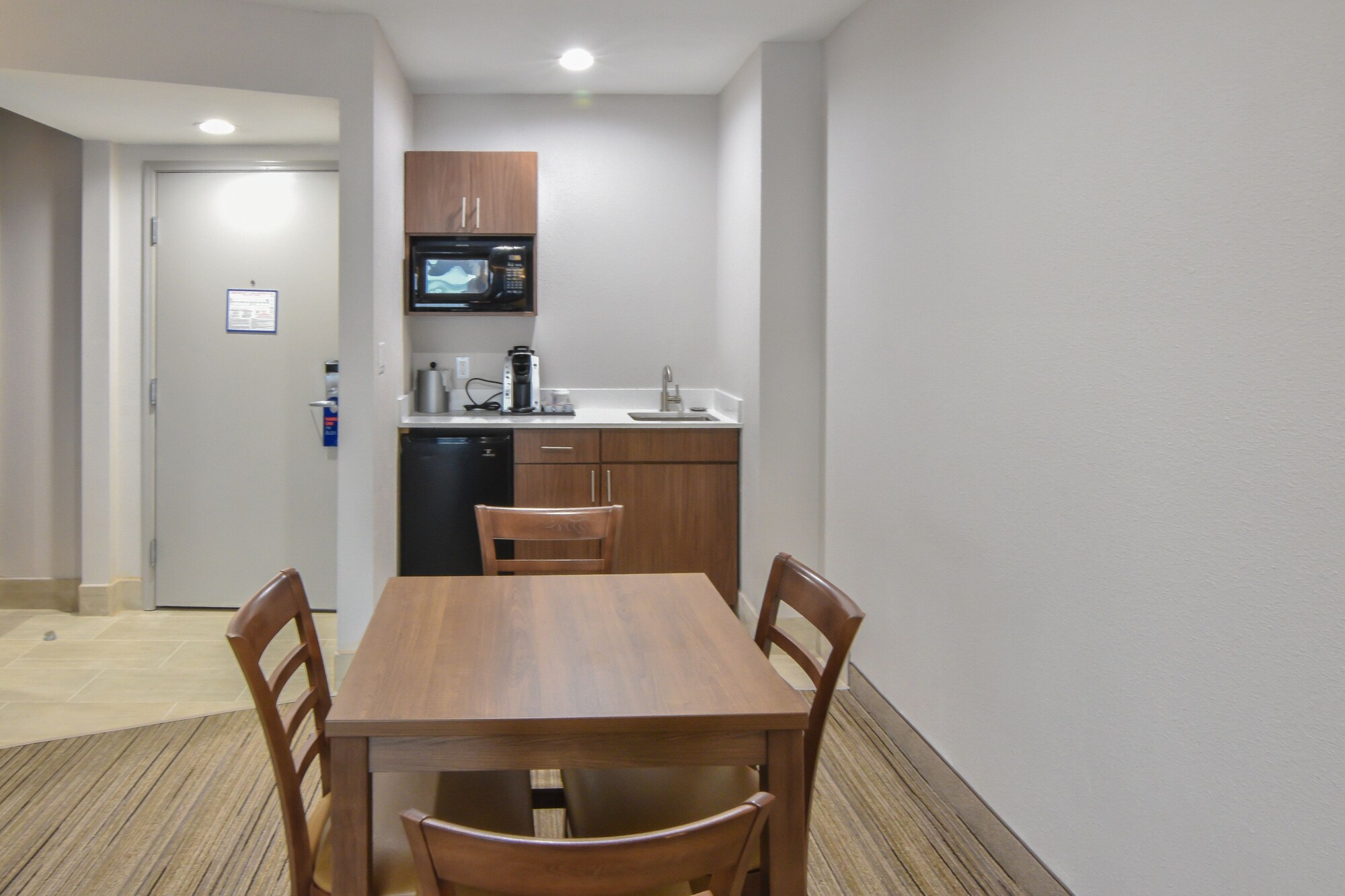 Holiday Inn Express & Suites Indianapolis Northwest