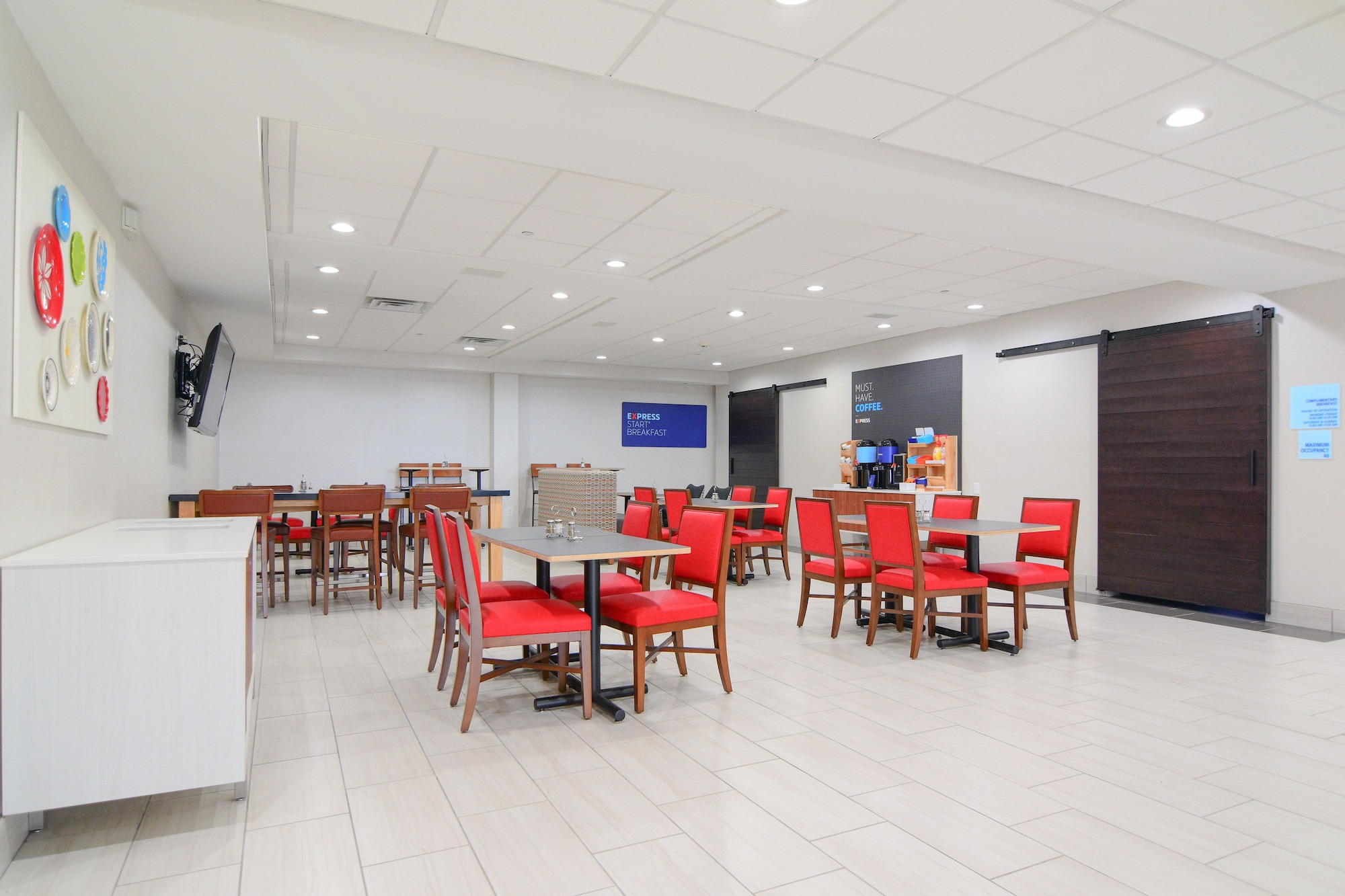 Holiday Inn Express & Suites Indianapolis Northwest