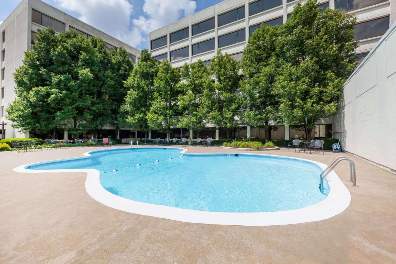 Wyndham Indianapolis West