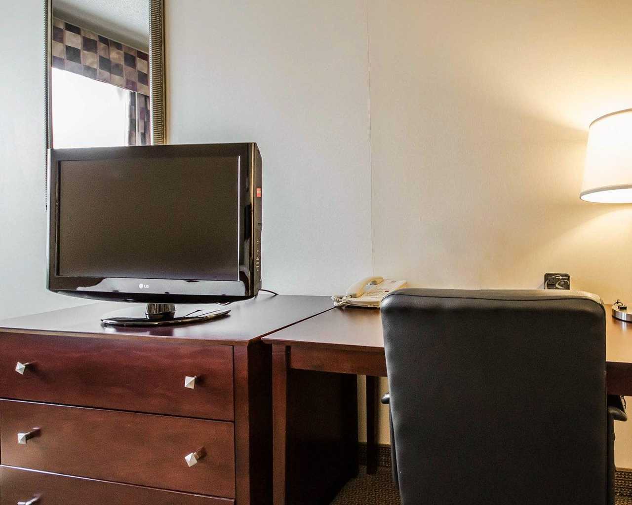 Quality Suites Jeffersonville