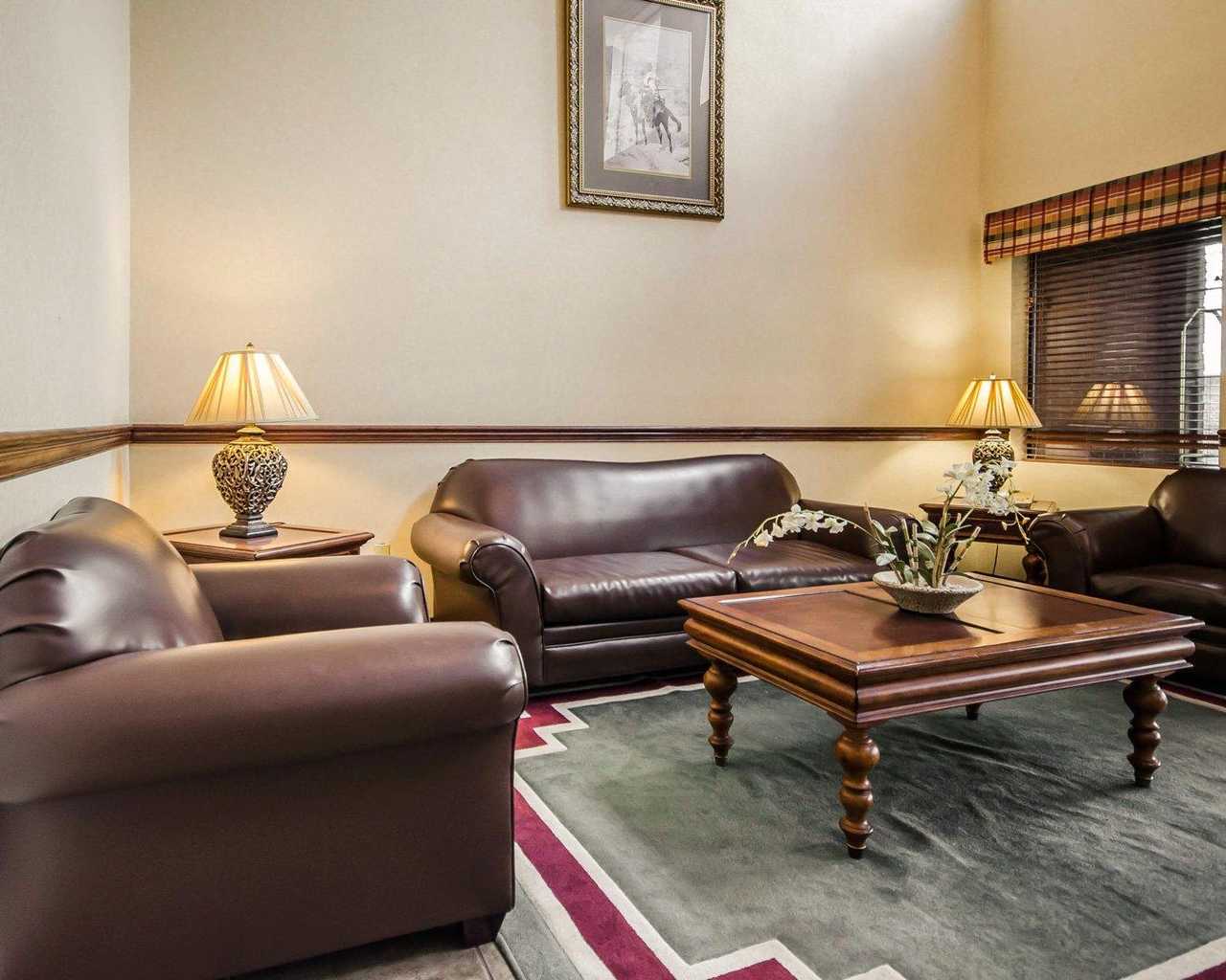 Quality Suites Jeffersonville