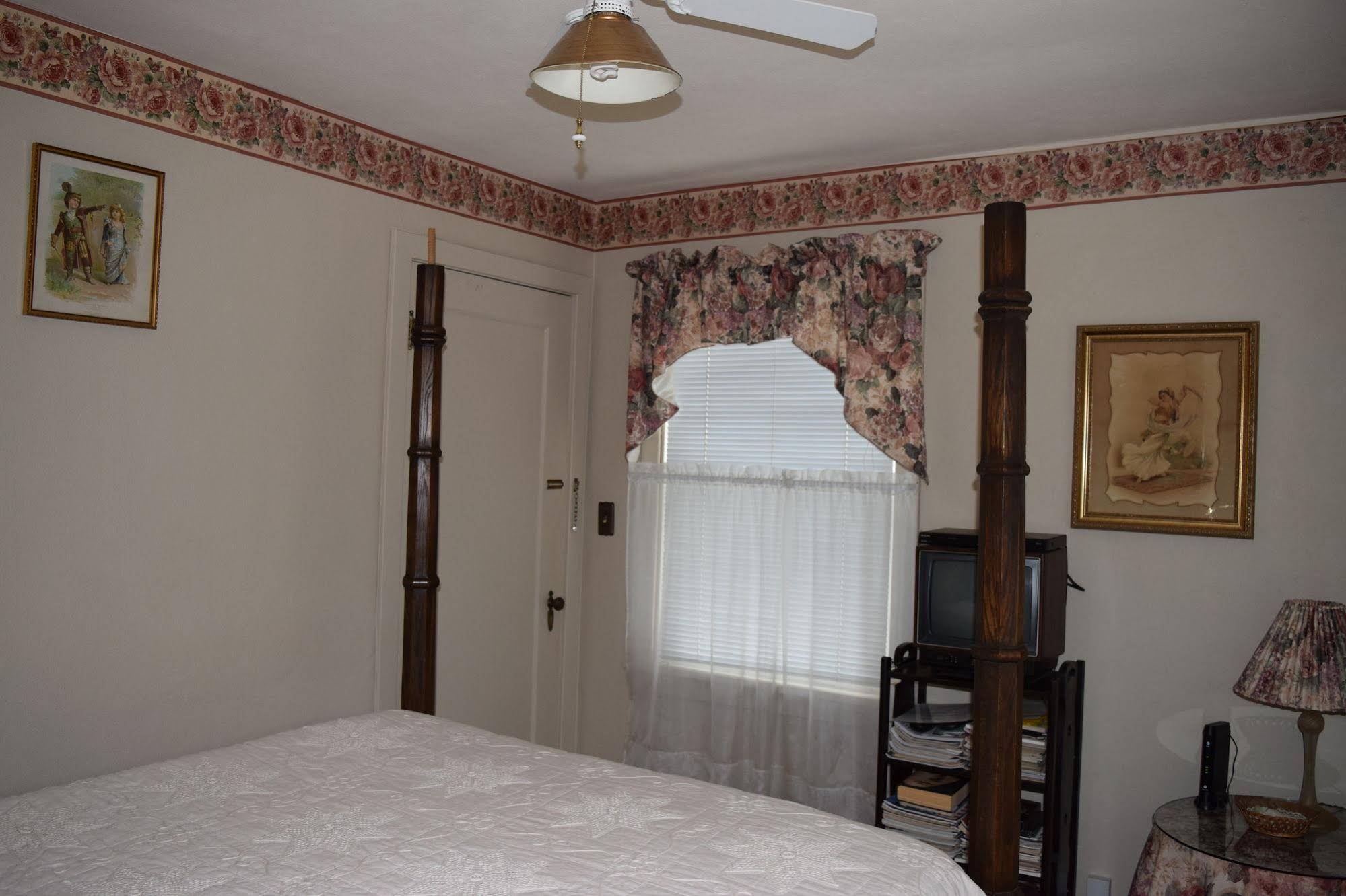 Pheasant Country Inn Bed & Breakfast