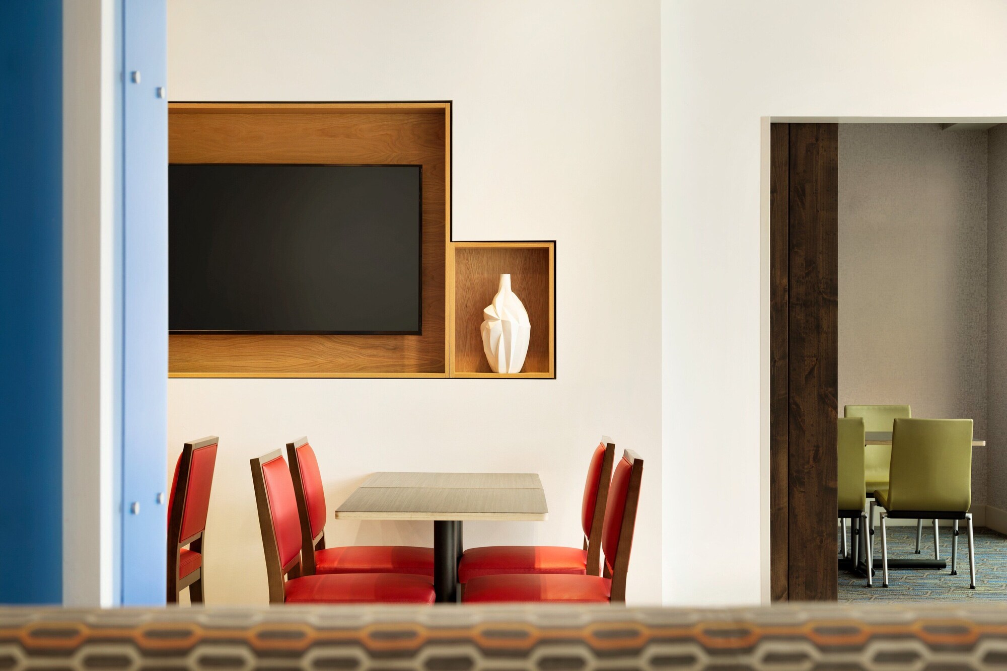 Holiday Inn Express & Suites Kokomo South