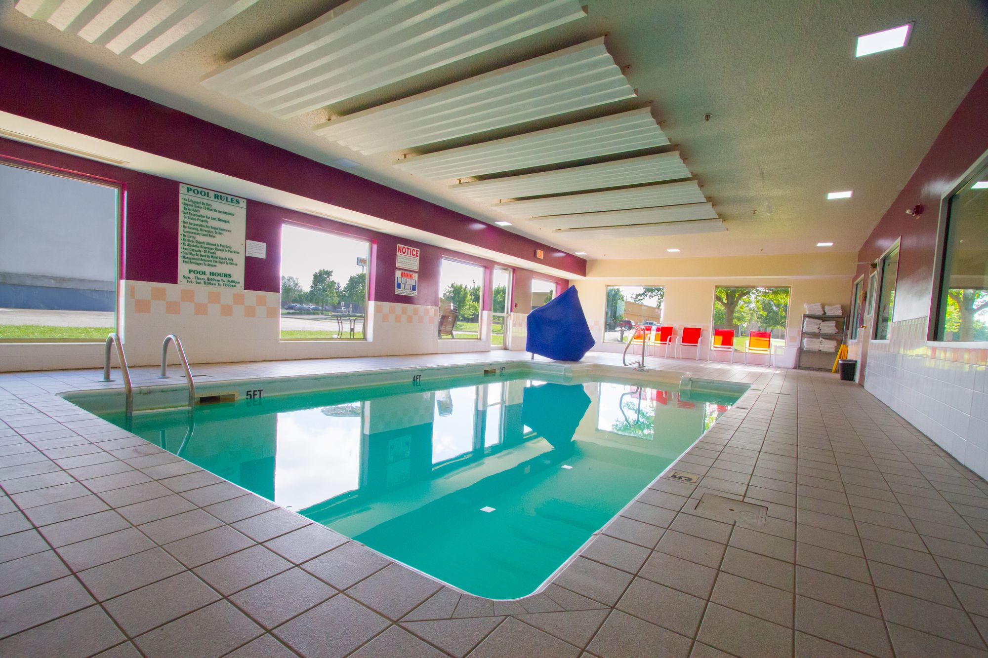 Super 8 by Wyndham Kokomo
