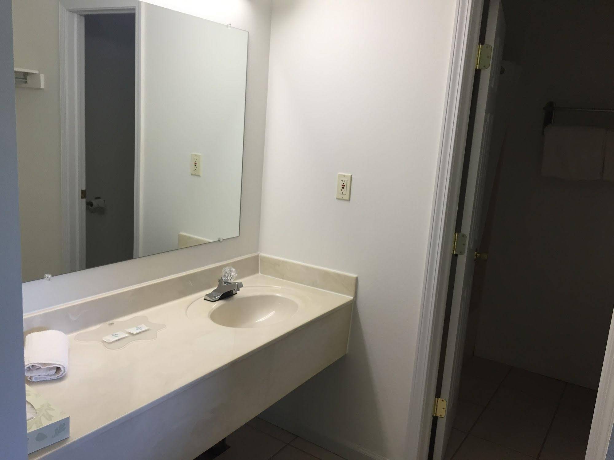 Economy Inn Lafayette