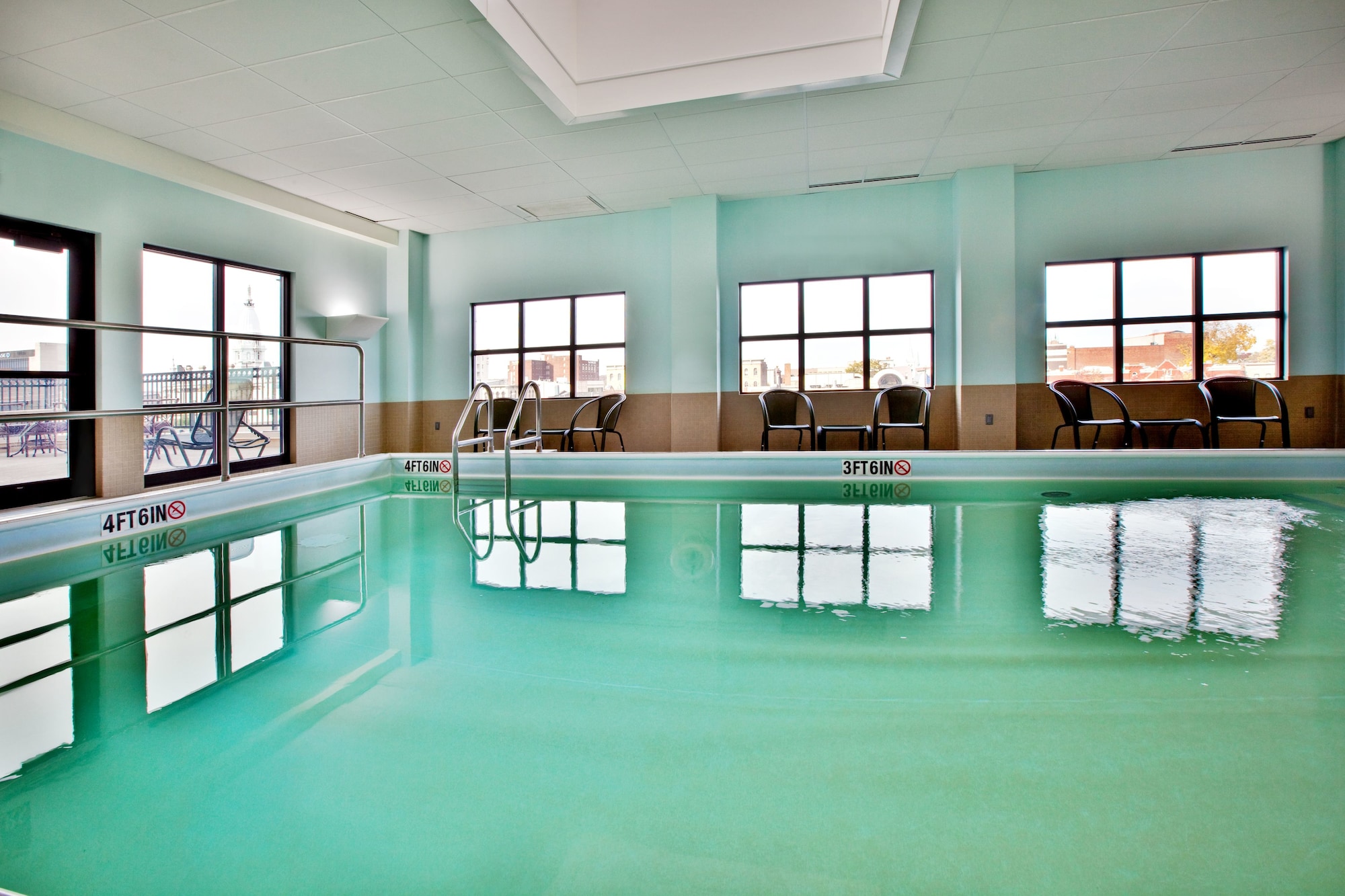 Holiday Inn Select Lafayette-City Centre