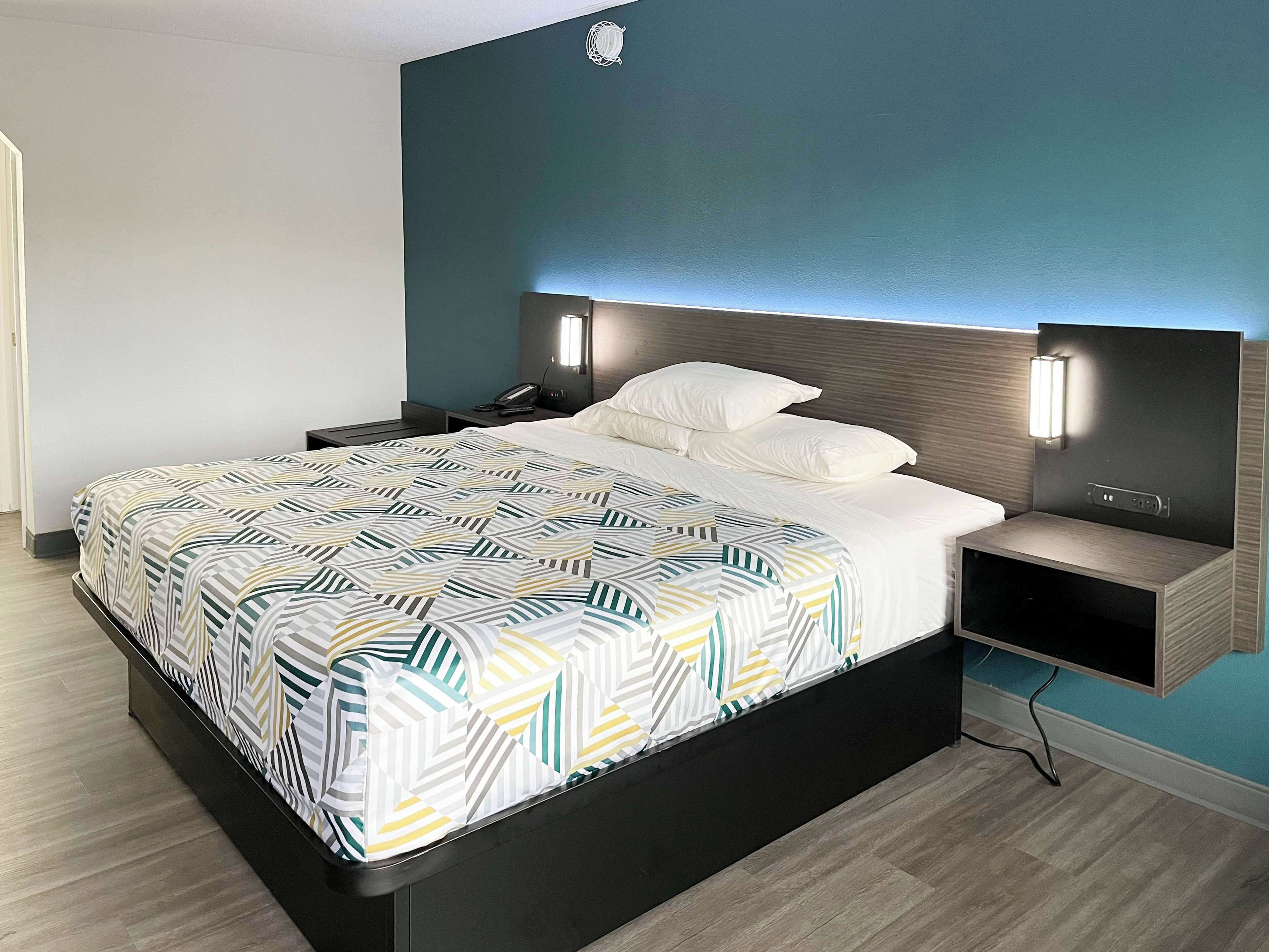 Studio 6 Suites - Lafayette, IN