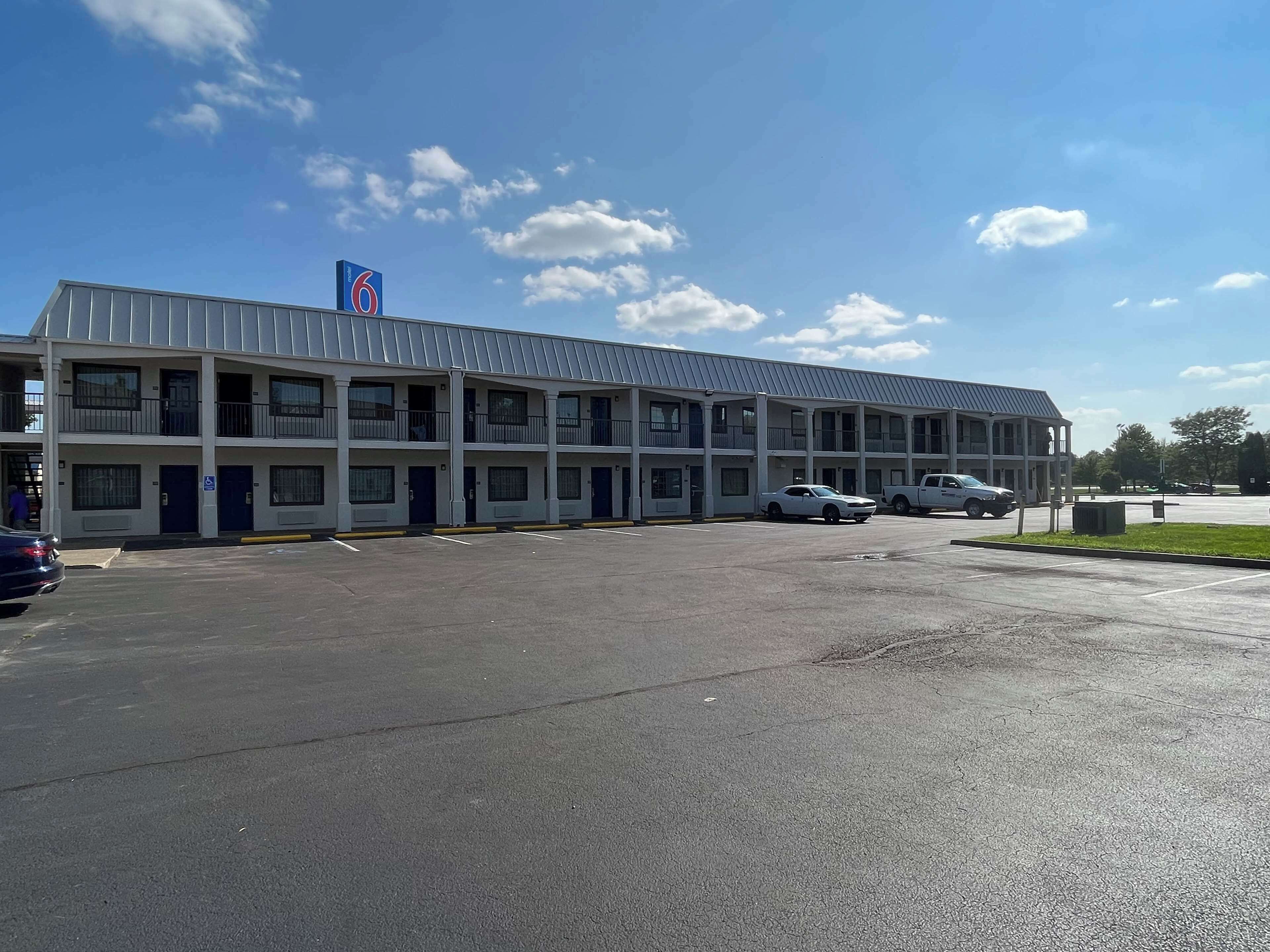 Studio 6 Suites - Lafayette, IN