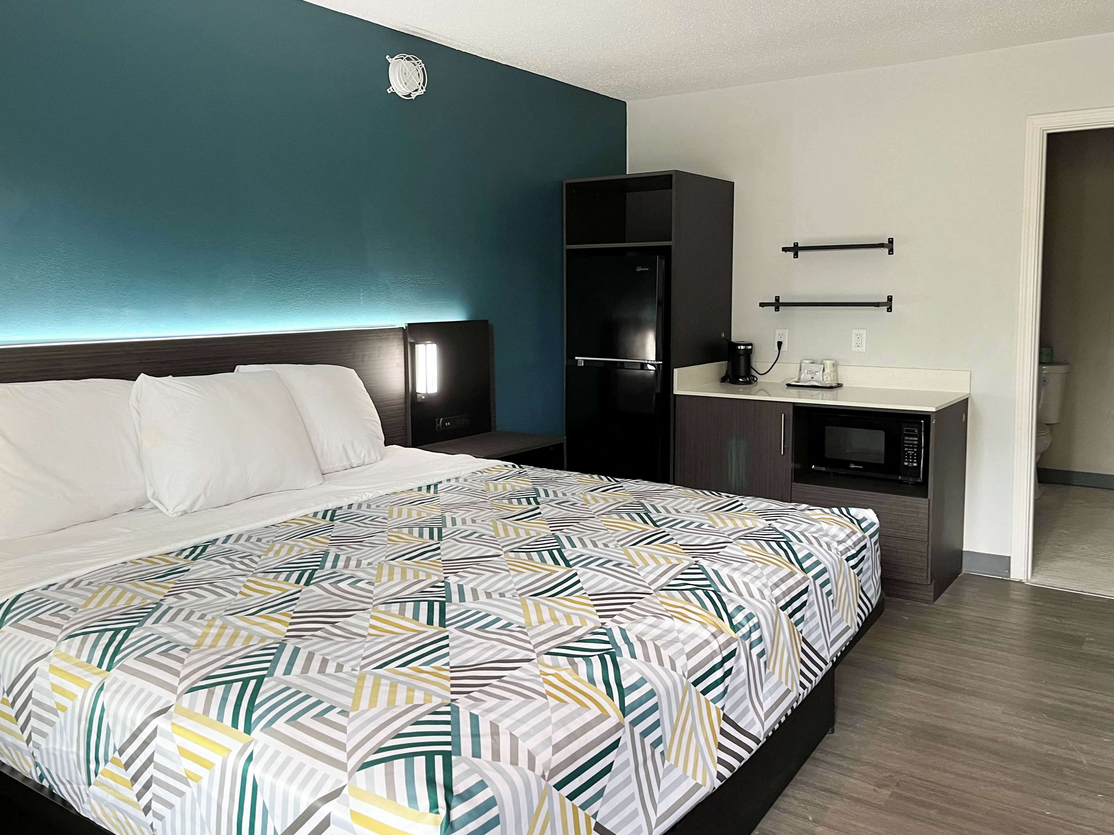 Studio 6 Suites - Lafayette, IN