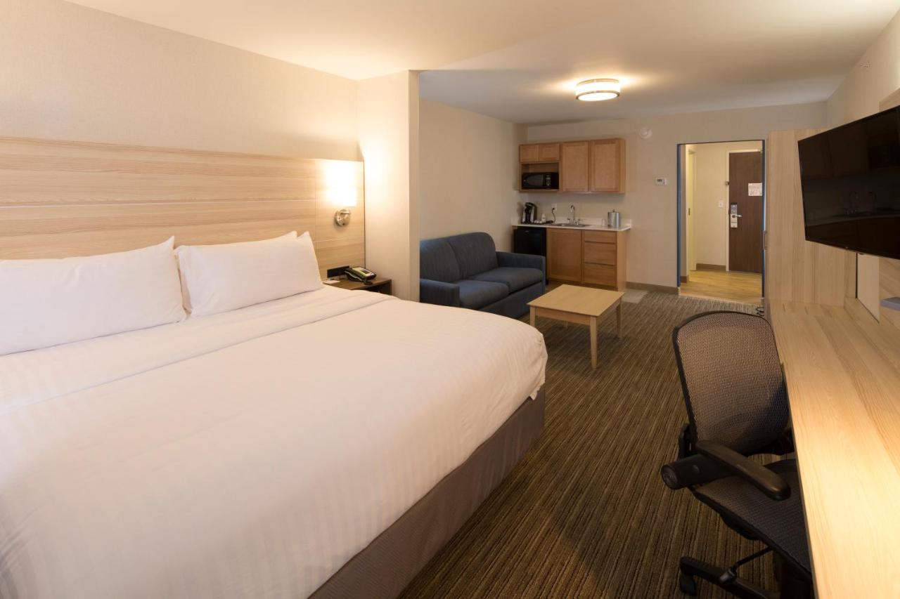 Holiday Inn Express & Suites La Porte
