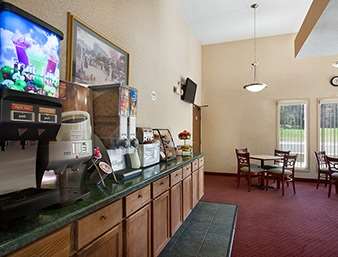 Travelodge by Wyndham La Porte/Michigan City Area