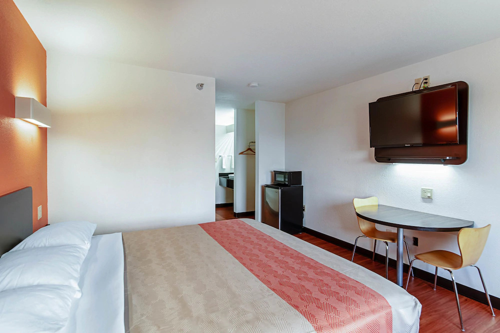 Motel 6 Lebanon In
