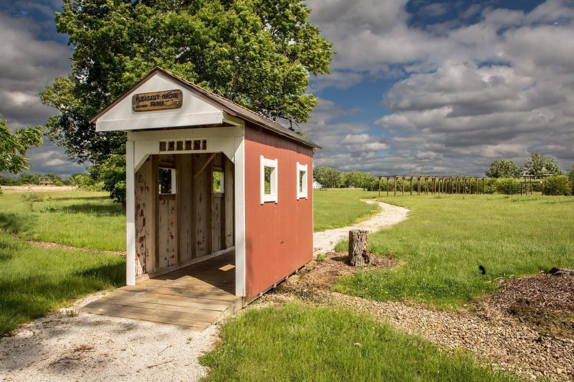 Pleasant Grove Farm