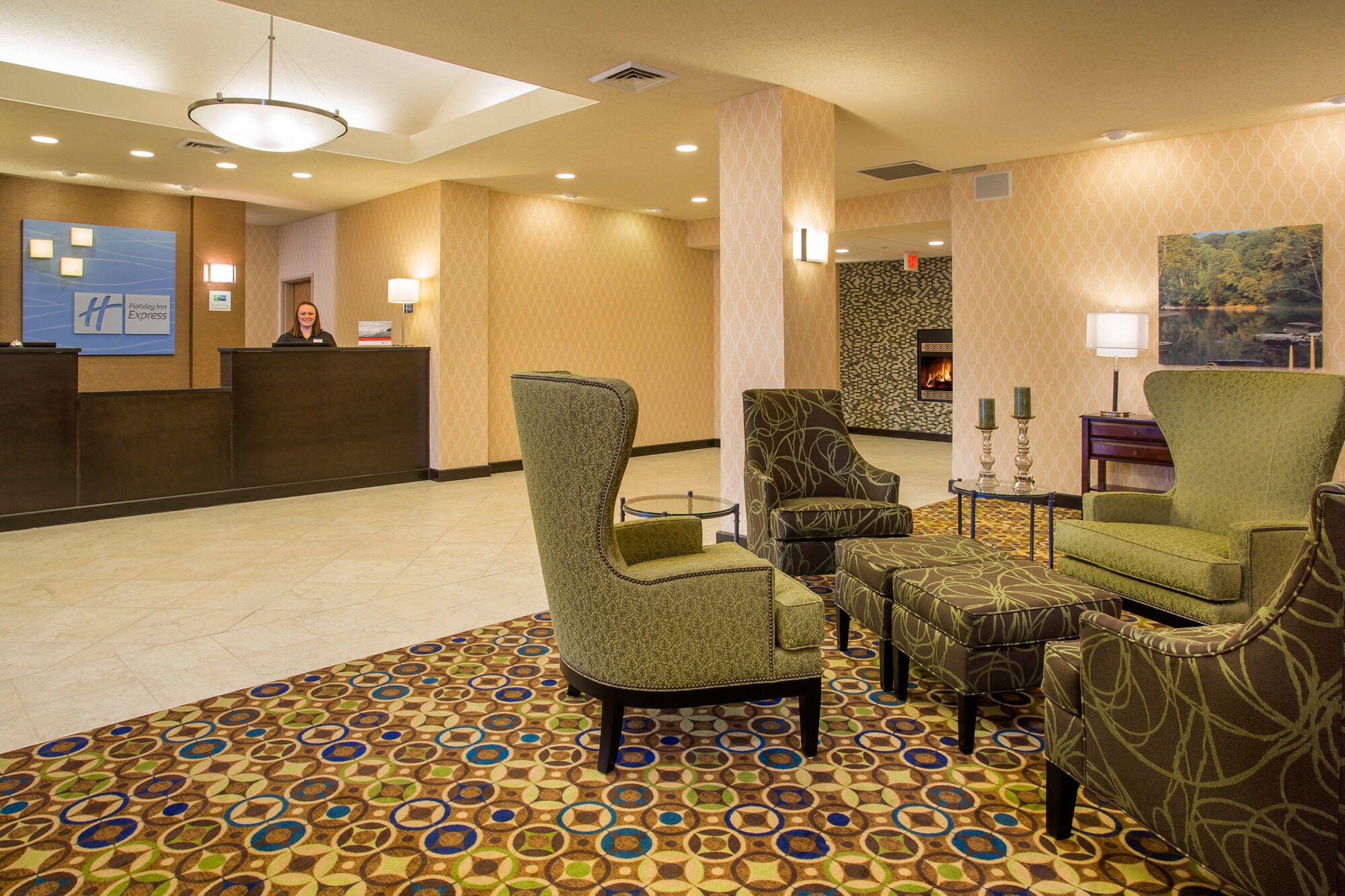 Holiday Inn Express & Suites Martinsville-Bloomington Area