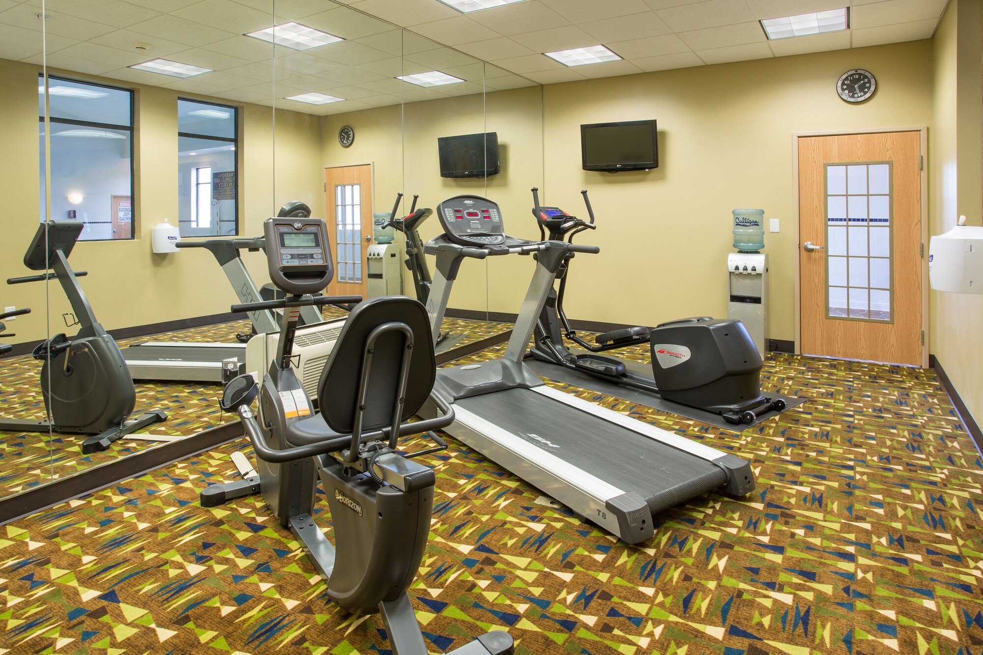 Holiday Inn Express & Suites Martinsville-Bloomington Area
