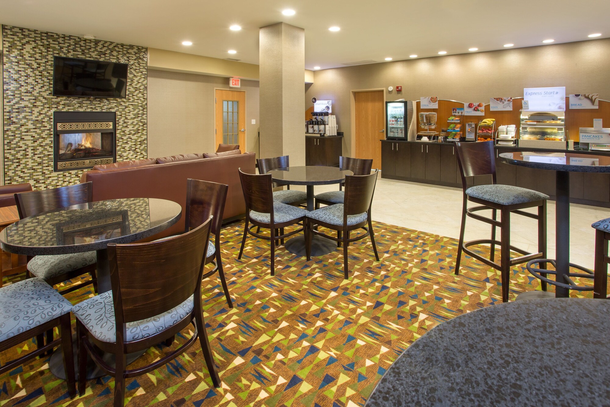 Holiday Inn Express & Suites Martinsville-Bloomington Area