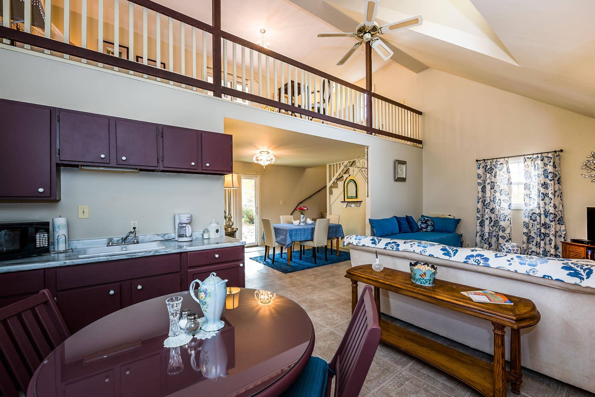 Blue Jay Manor