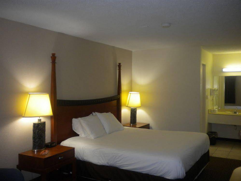 Dunes Inn Michigan City