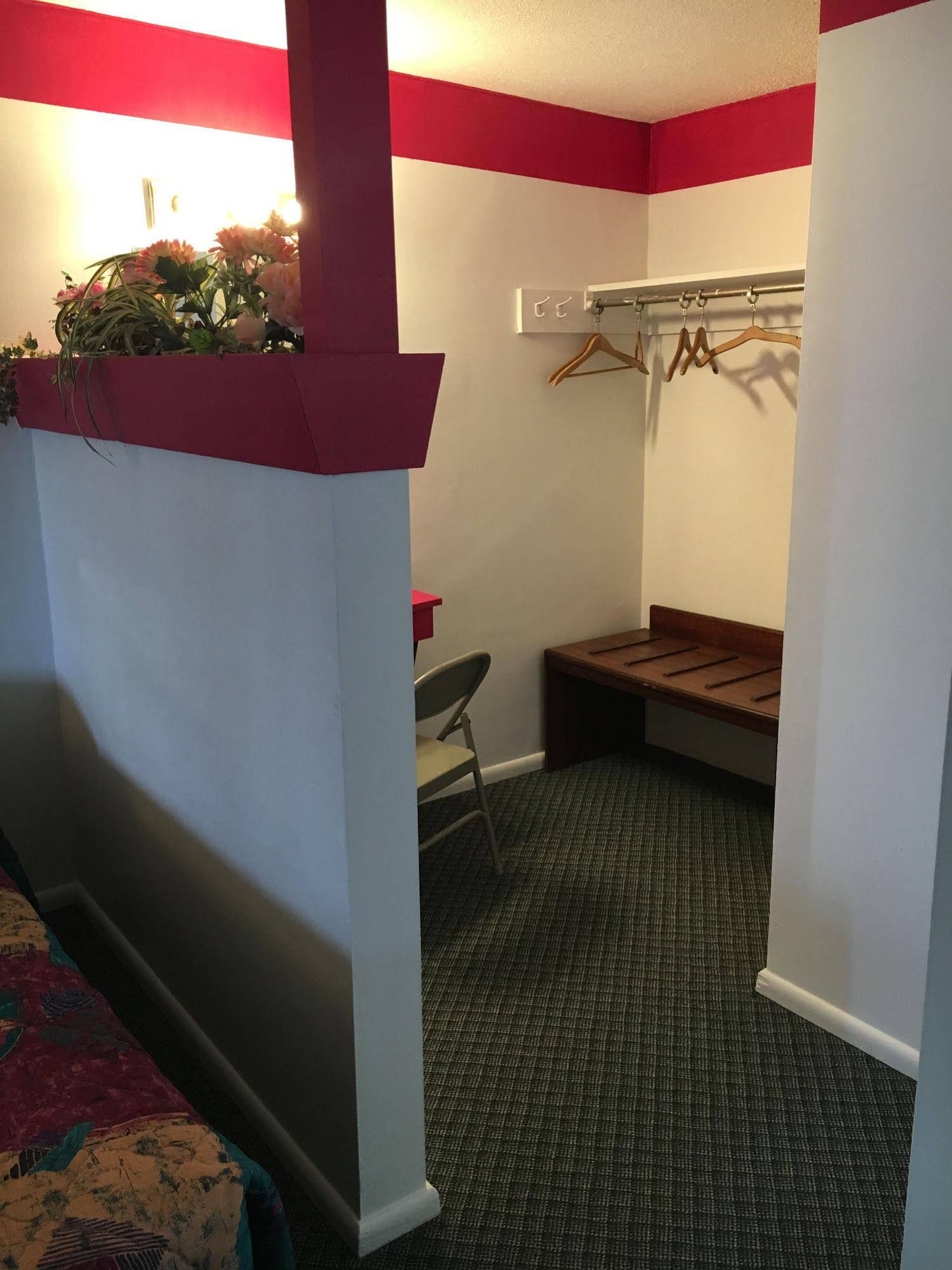 Travel Inn Motel