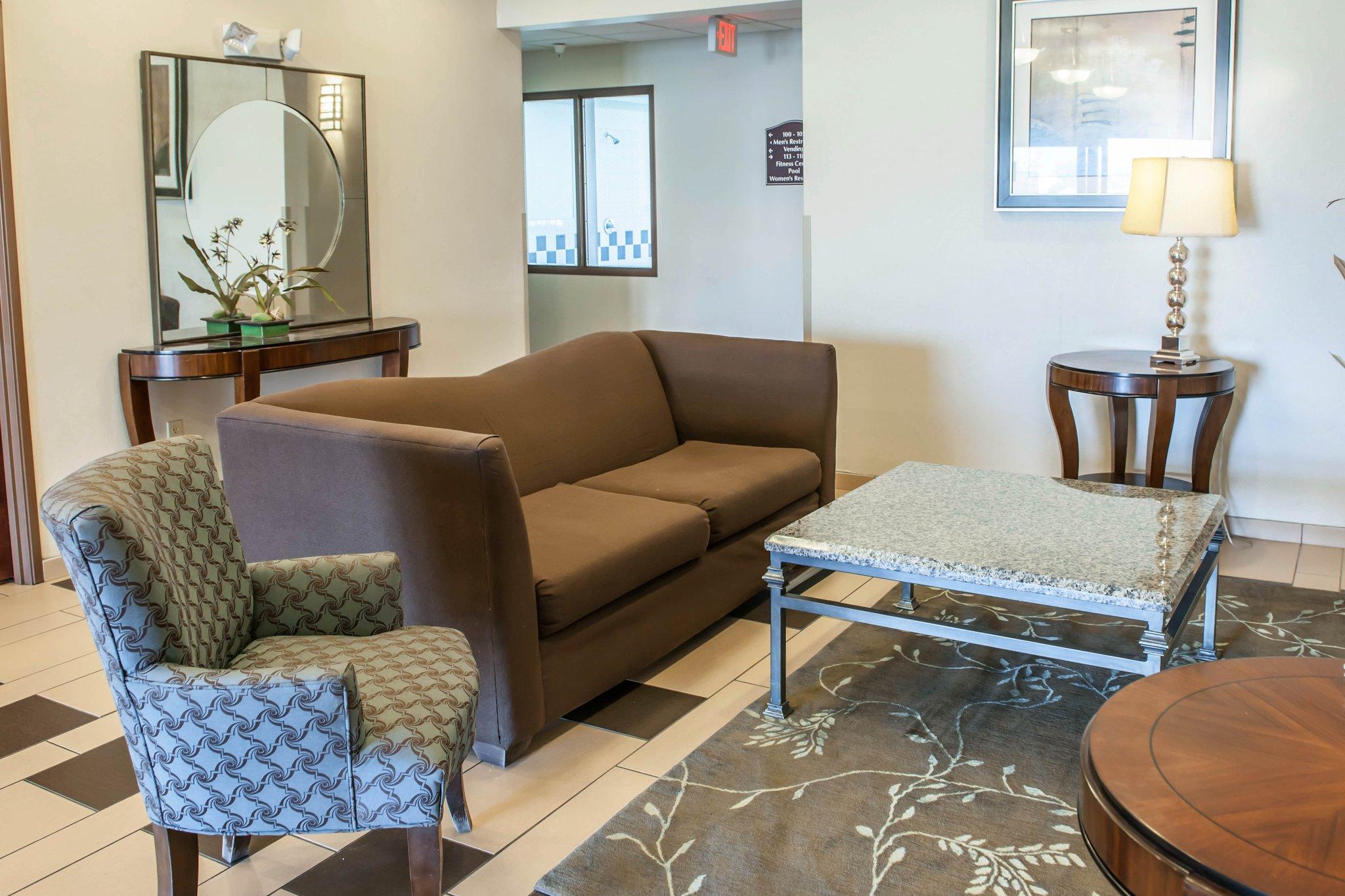Comfort Inn & Suites