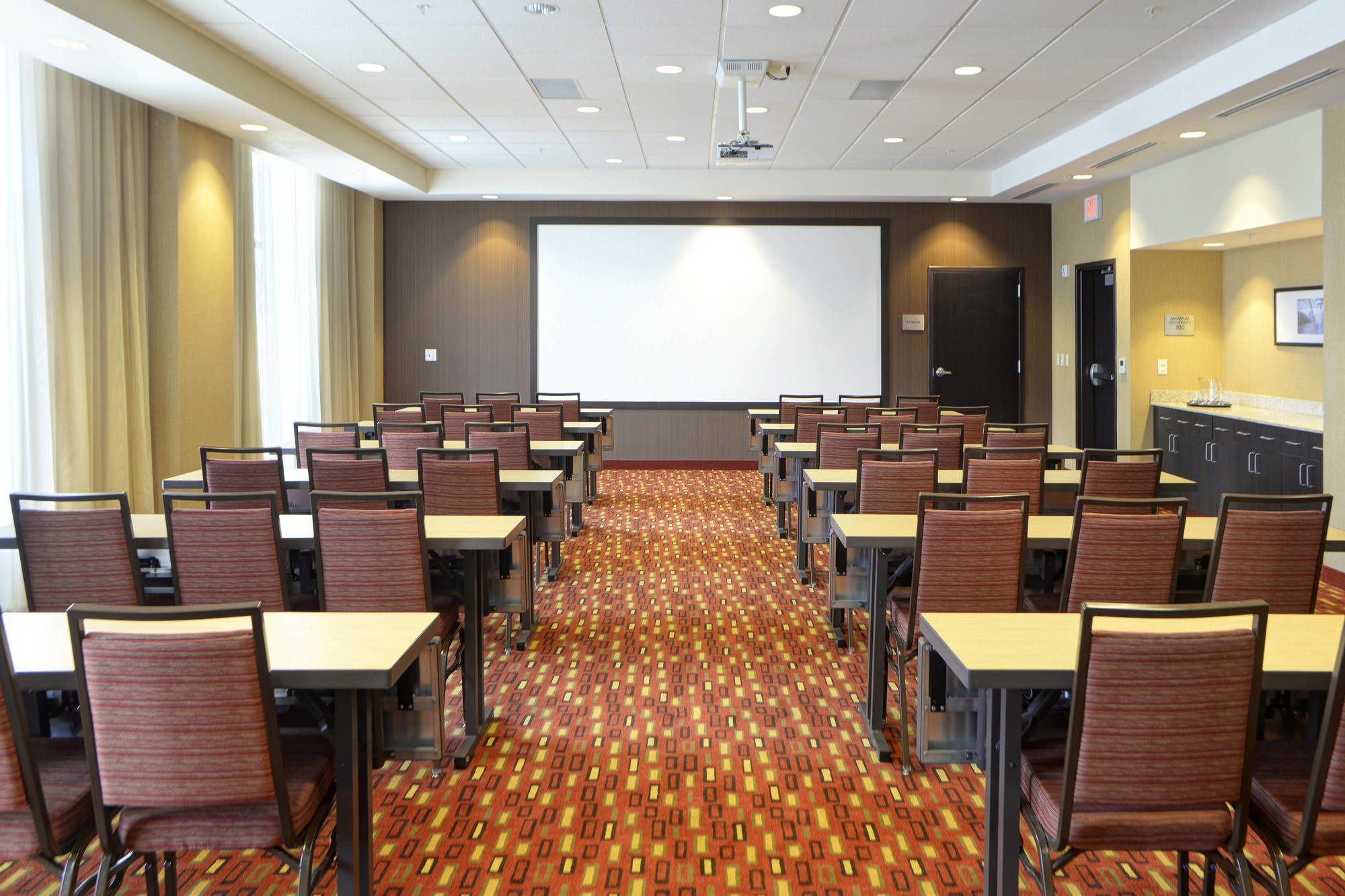 Courtyard Muncie at Horizon Convention Center