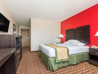 Days Inn by Wyndham Muncie -Ball State University