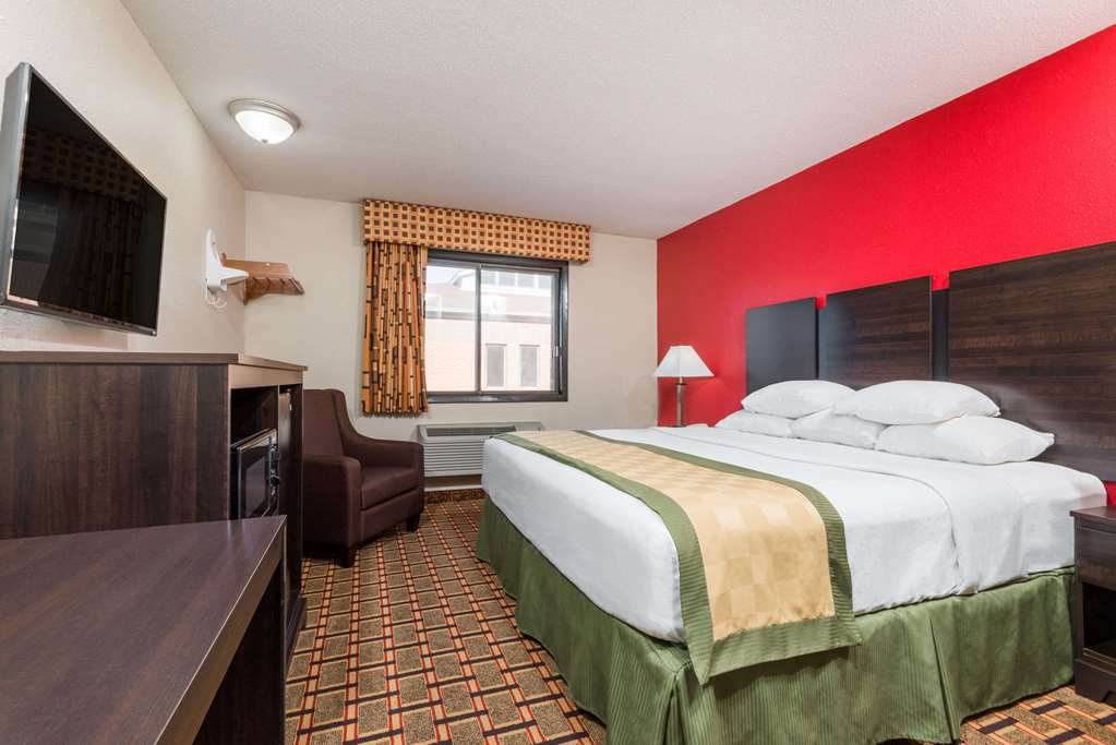 Days Inn by Wyndham Muncie -Ball State University