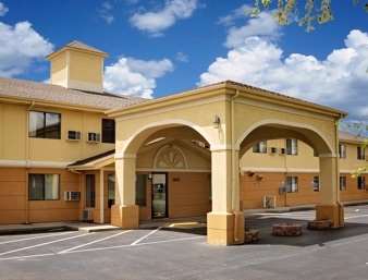 Super 8 by Wyndham Muncie/Ball St. College Area
