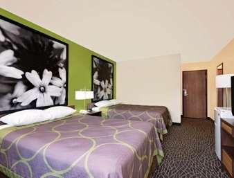 Super 8 by Wyndham Muncie/Ball St. College Area