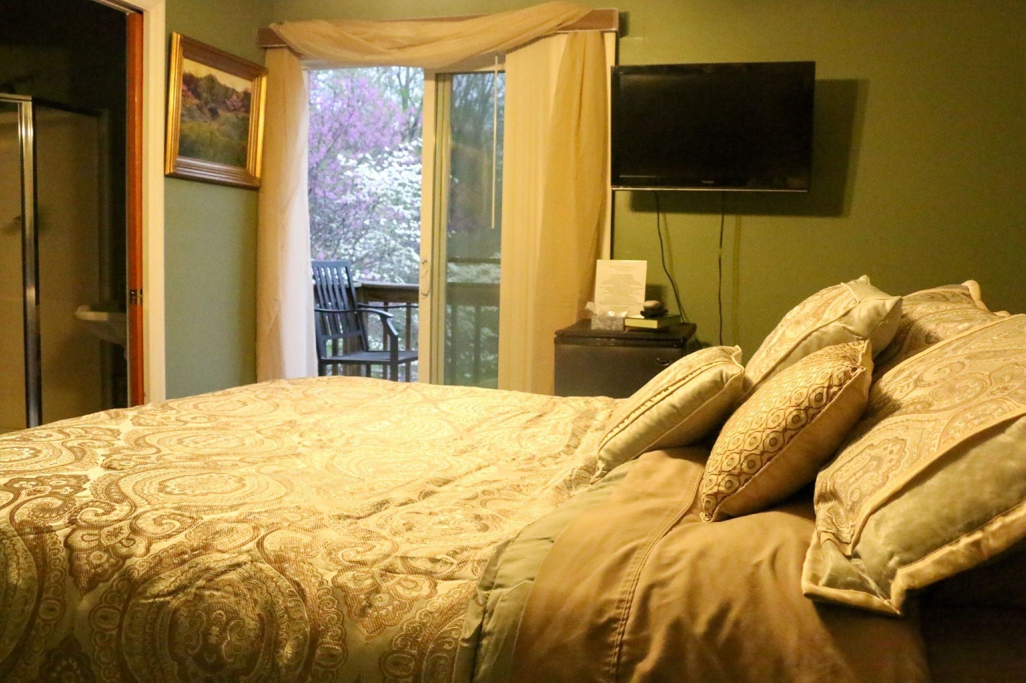 Always Inn Brown County Bed & Breakfast