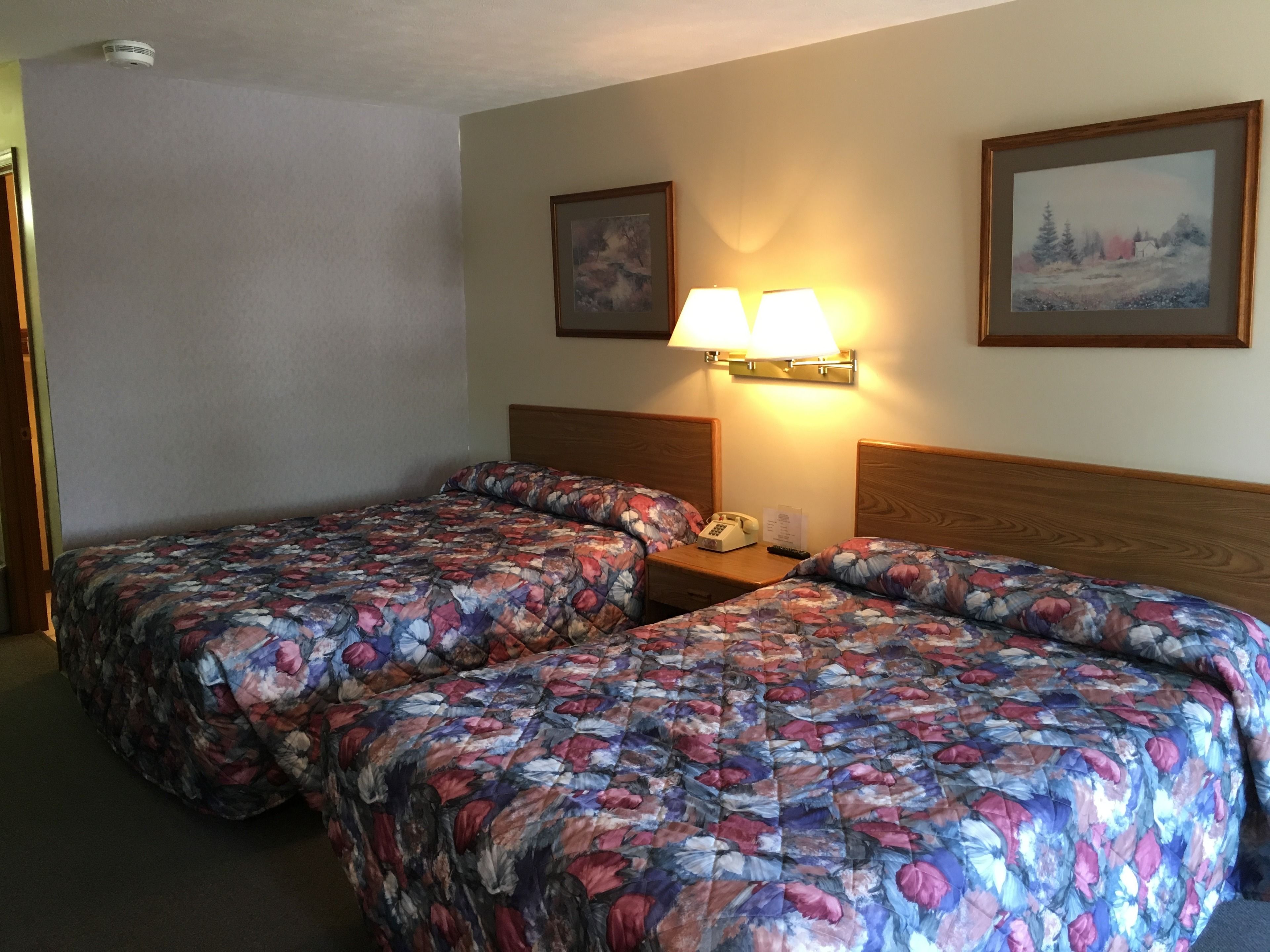 Salt Creek Inn