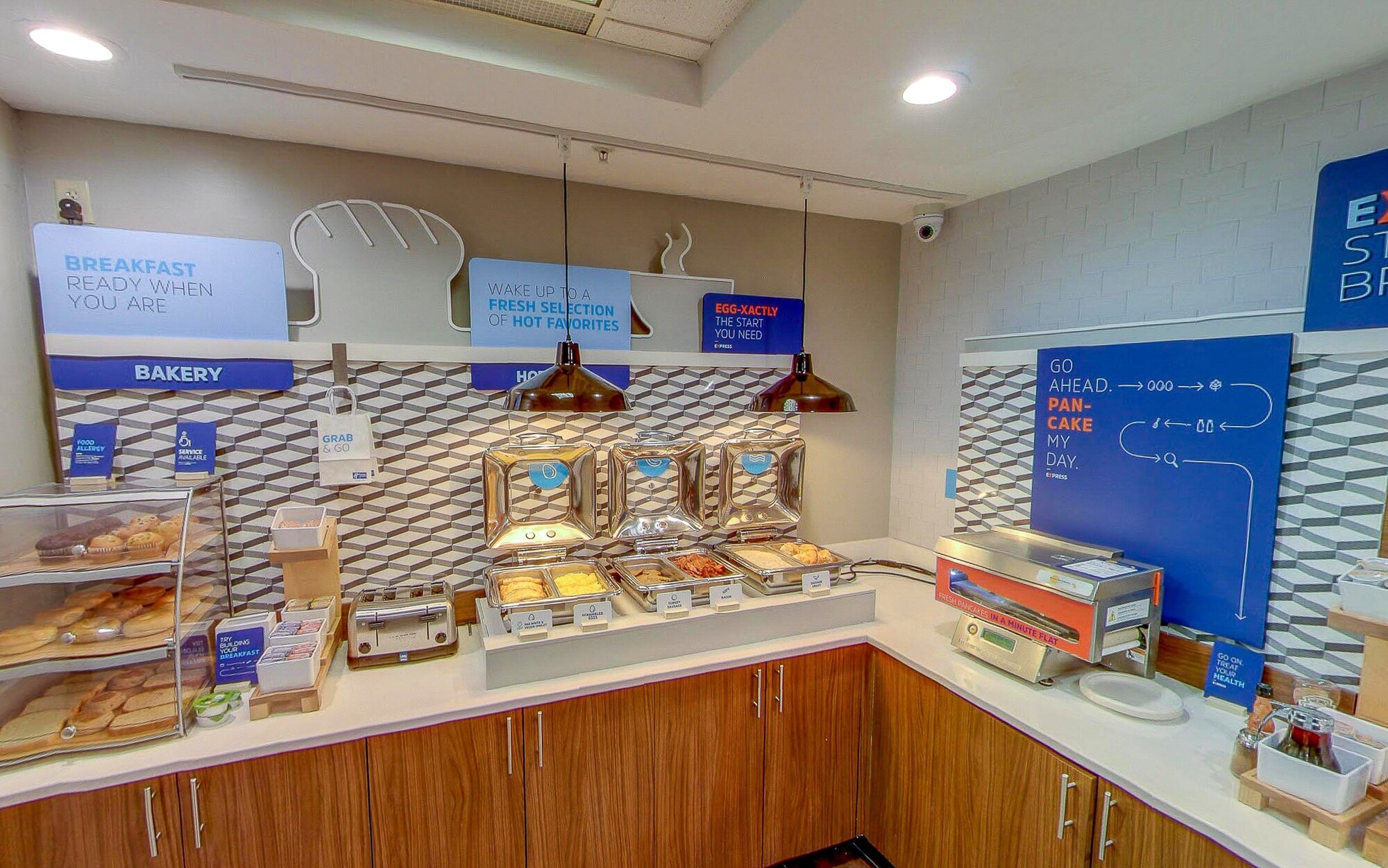 Holiday Inn Express Fort Wayne-East (New Haven)