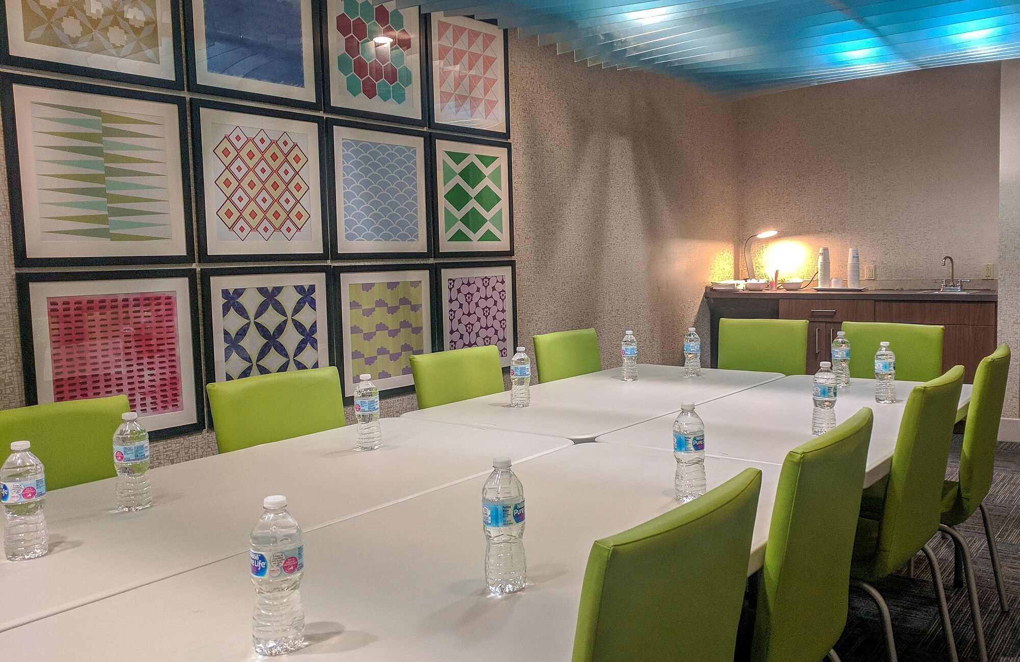 Holiday Inn Express Fort Wayne-East (New Haven)
