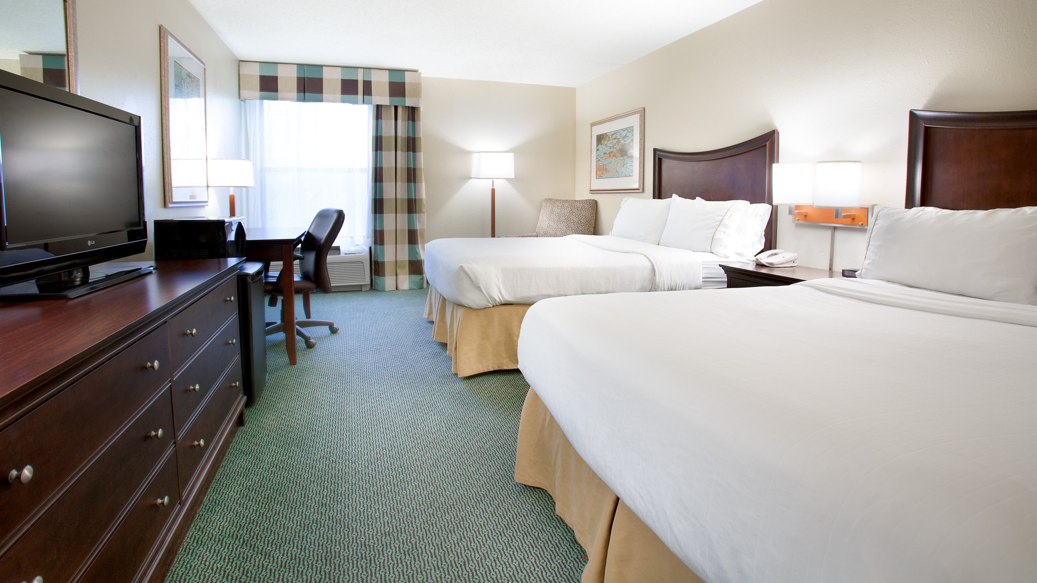 Holiday Inn Express Indianapolis Airport