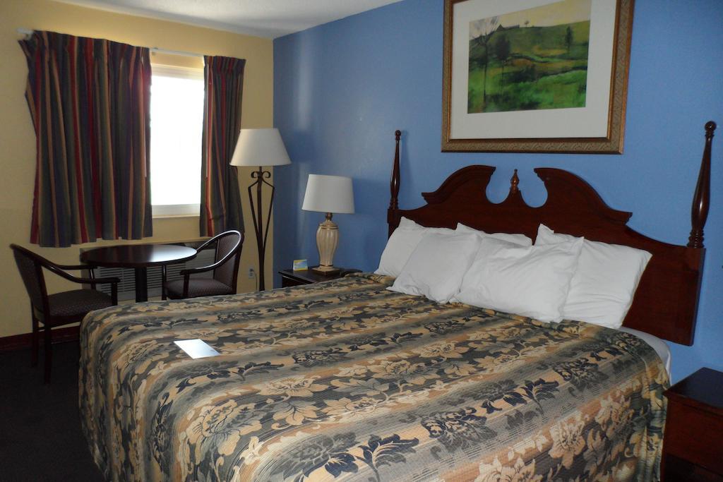 Days Inn by Wyndham Plymouth