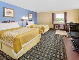 Days Inn by Wyndham Plymouth