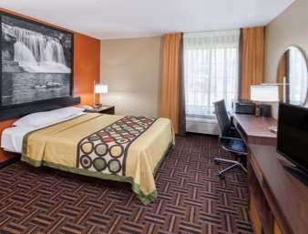 Super 8 by Wyndham Rochester