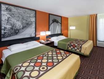 Super 8 by Wyndham Rochester