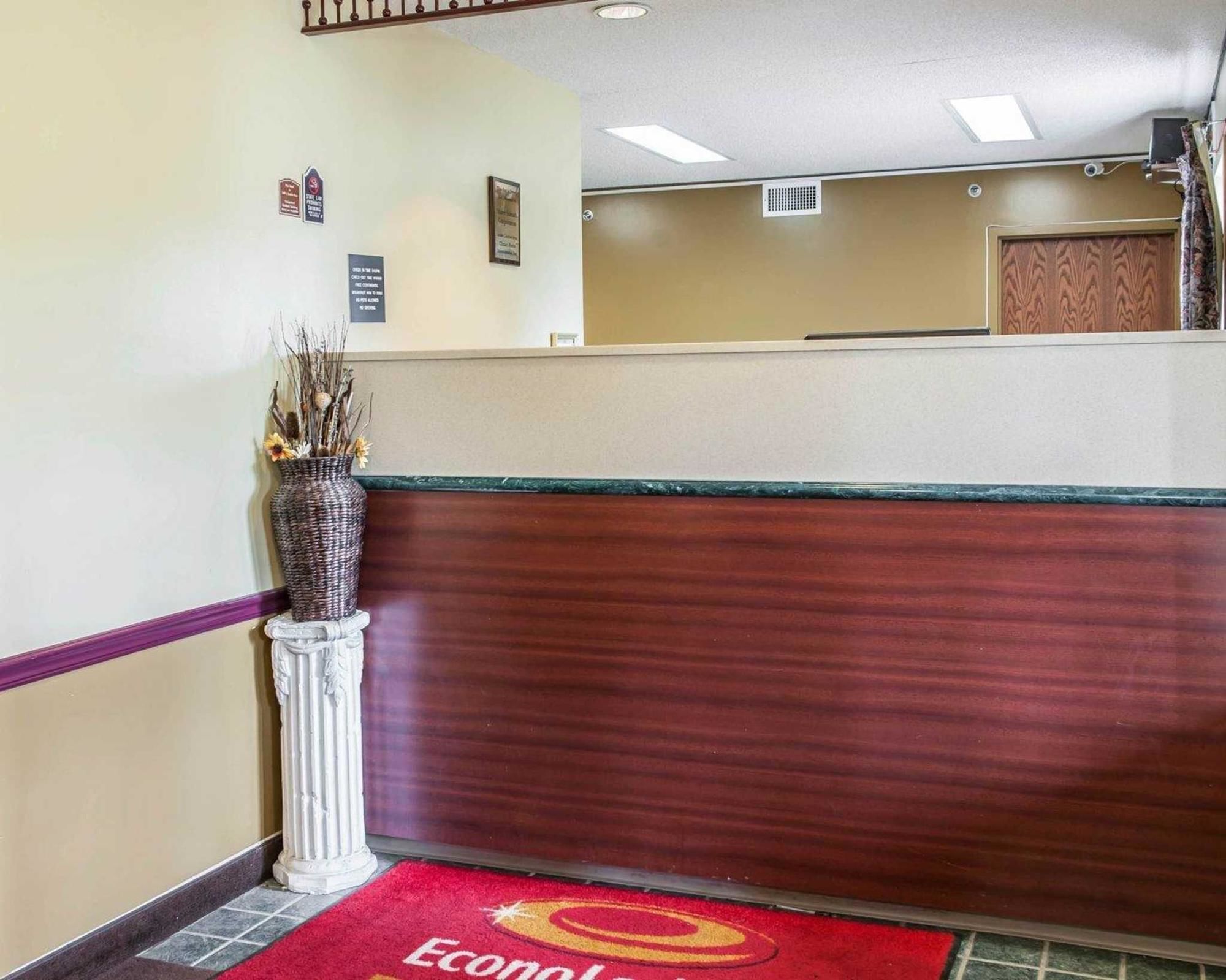 Royal Inn Rockville