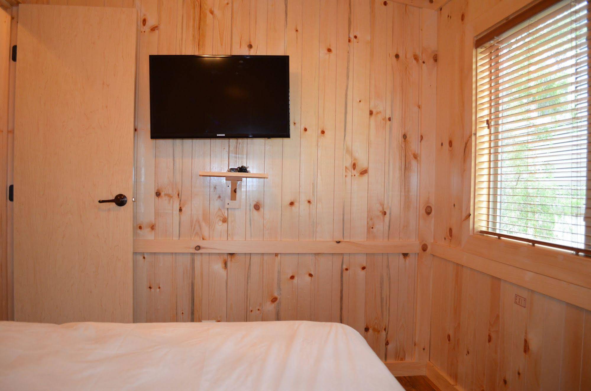 Lake Rudolph Campground & RV Resort